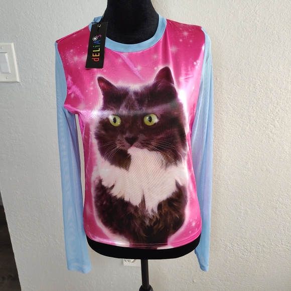 dELiA*s Homeward Bound Graphic Long Sleeve with Sheer Mesh Sleeves - Size: L - Picture 9 of 11